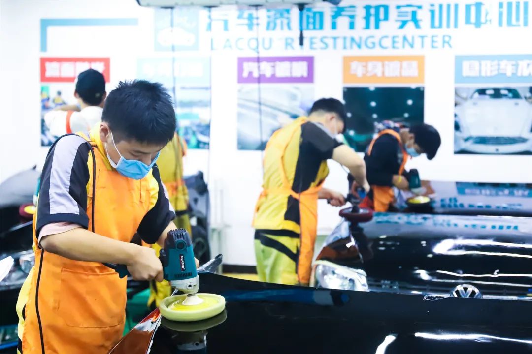 配电柜装配工有前途吗_高薪诚聘配电柜装配师傅_配电柜装配兼职