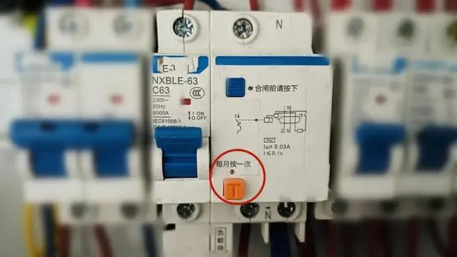 原理器断路作用大吗_原理图器件_断路器的作用和原理
