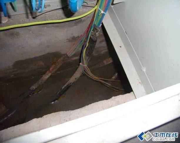 配电柜电气标识牌_配电柜上面标志代表什么_配电柜标识