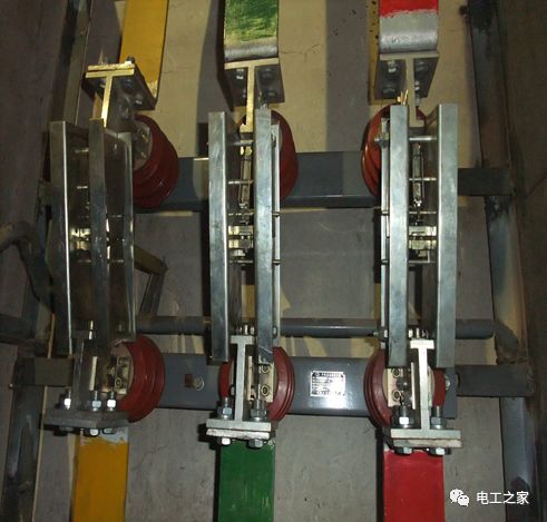 断路器跳闸的原因及处理方法_原因器断路跳闸处理方法视频_原因器断路跳闸处理方法是什么