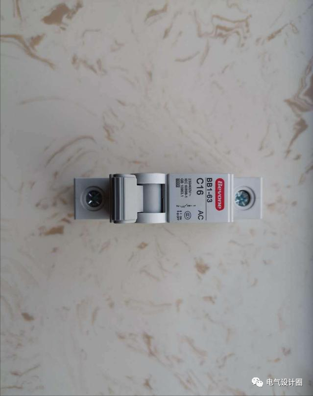 断路器的作用_线路上断路器_断路器具有什么功能